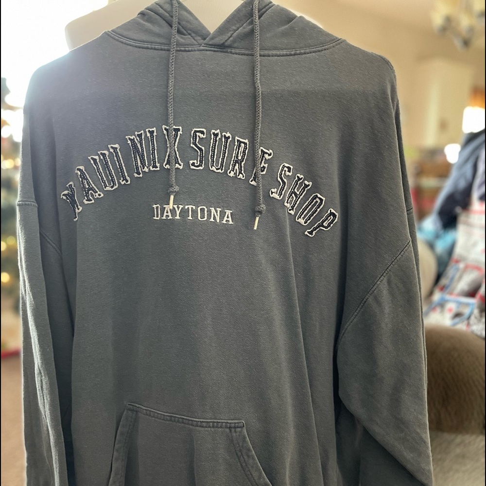 Maui Nix Hoodie - D1003